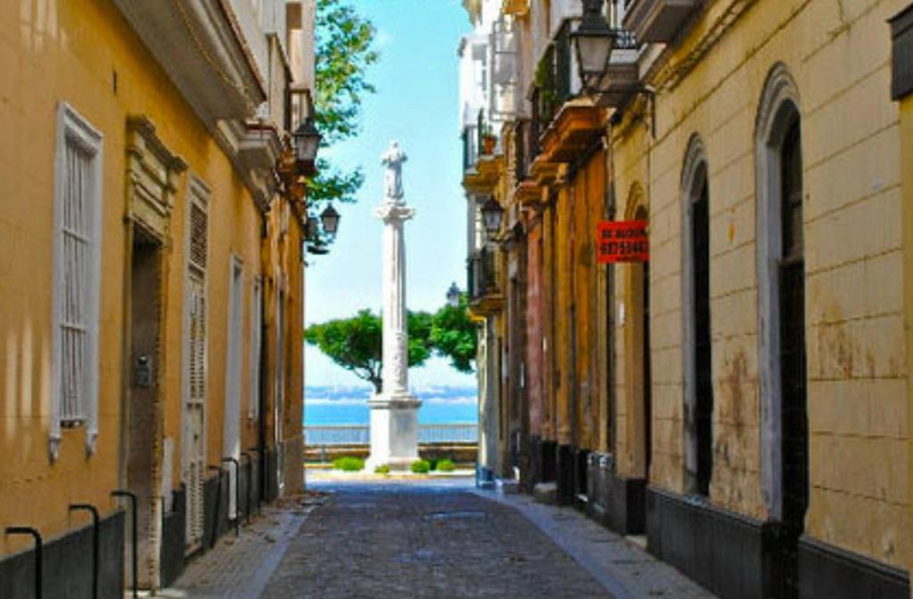 Cadiz Inn Backpackers Екстериор снимка
