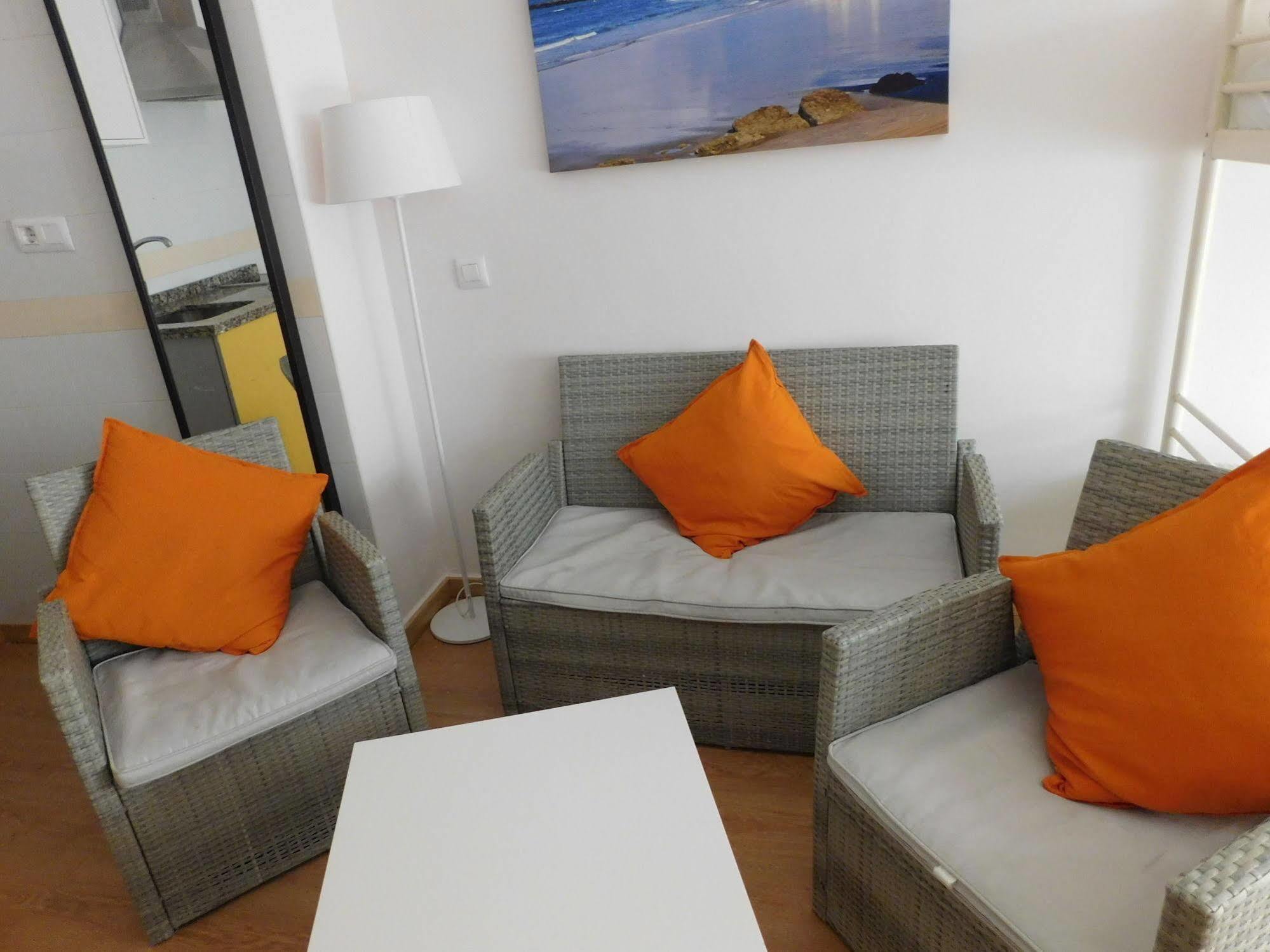 Cadiz Inn Backpackers Екстериор снимка